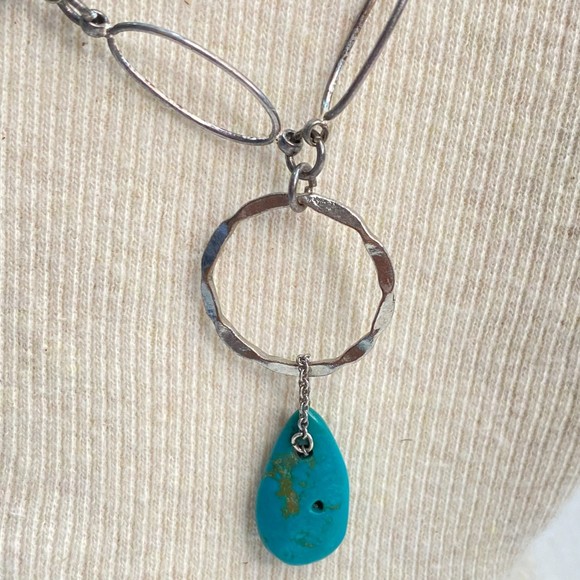 Turquoise Color Bead And Chain Opera Open Work Necklace - Picture 4 of 8